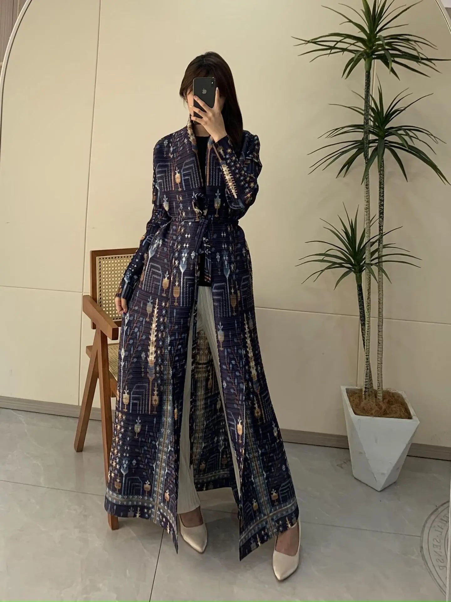 Printed Pleated Coat with Belt | Loose Long Contrast Color Coat