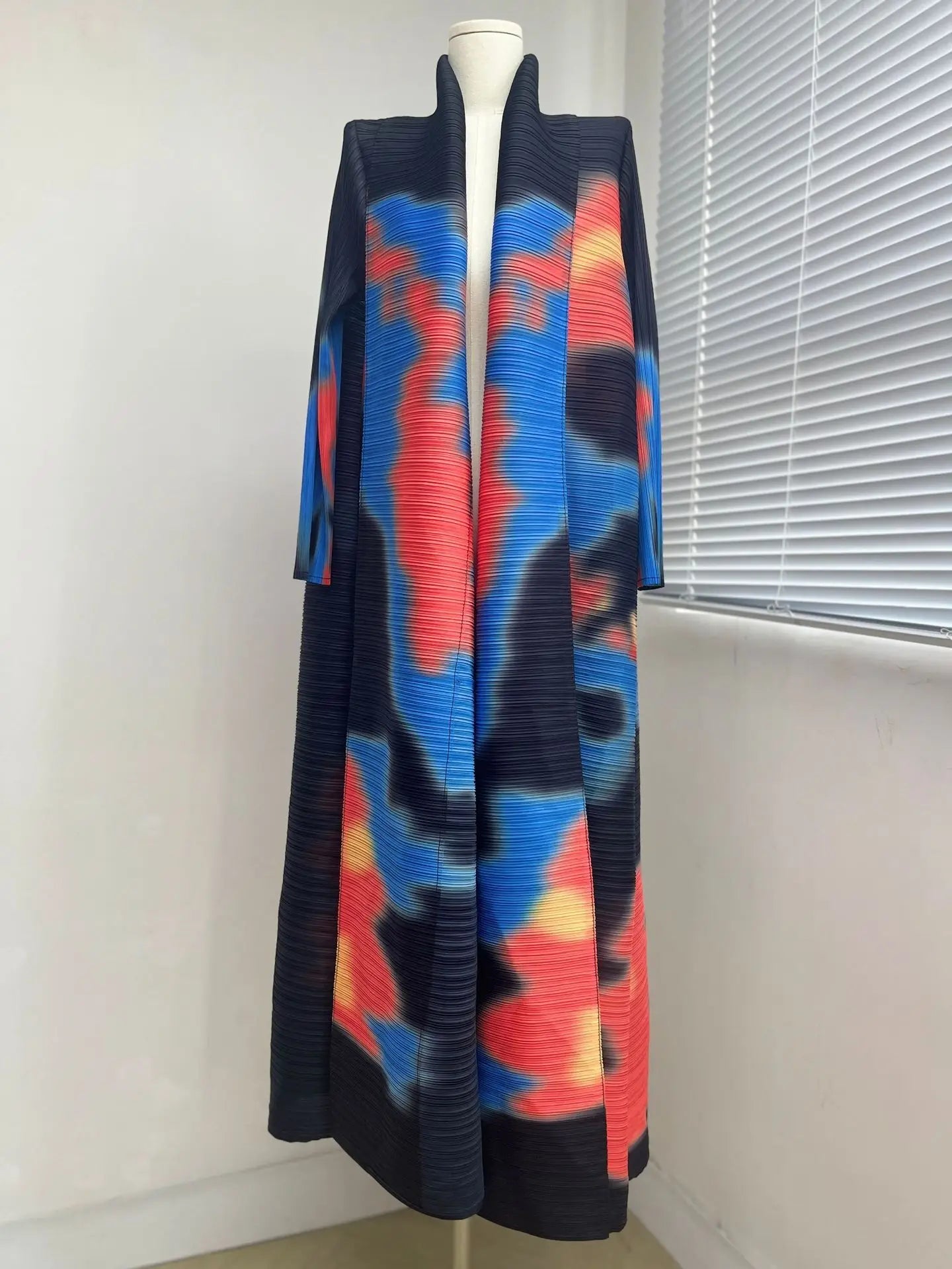 Printed Pleated Coat with Belt | Loose Long Contrast Color Coat