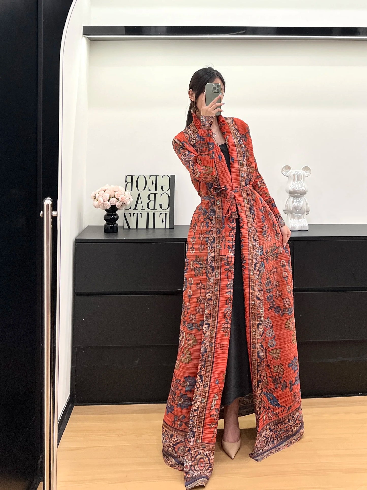 Pleated Long Trench Coat | Elegant Cape-Print Robe Coat