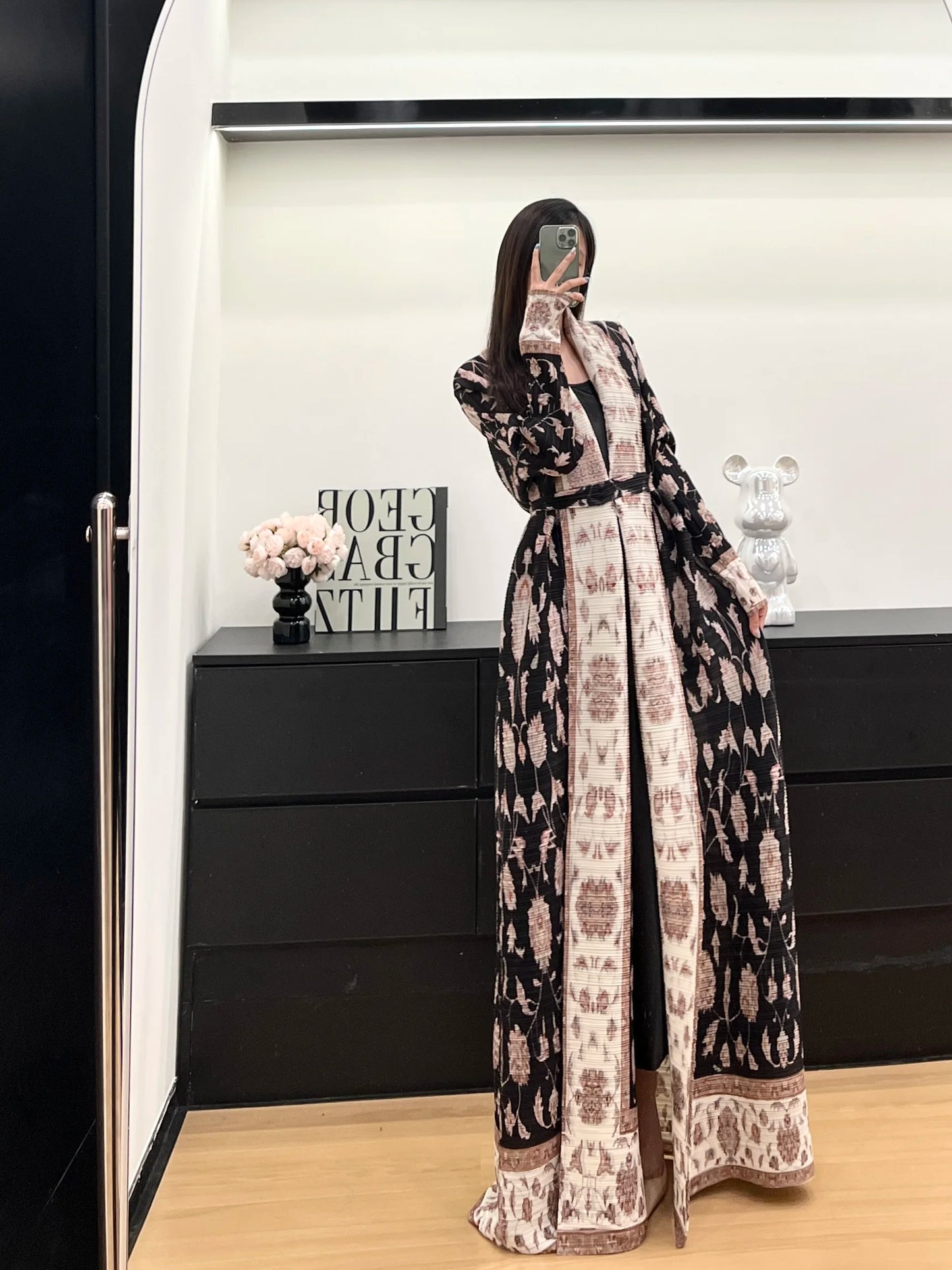Pleated Long Trench Coat | Elegant Cape-Print Robe Coat