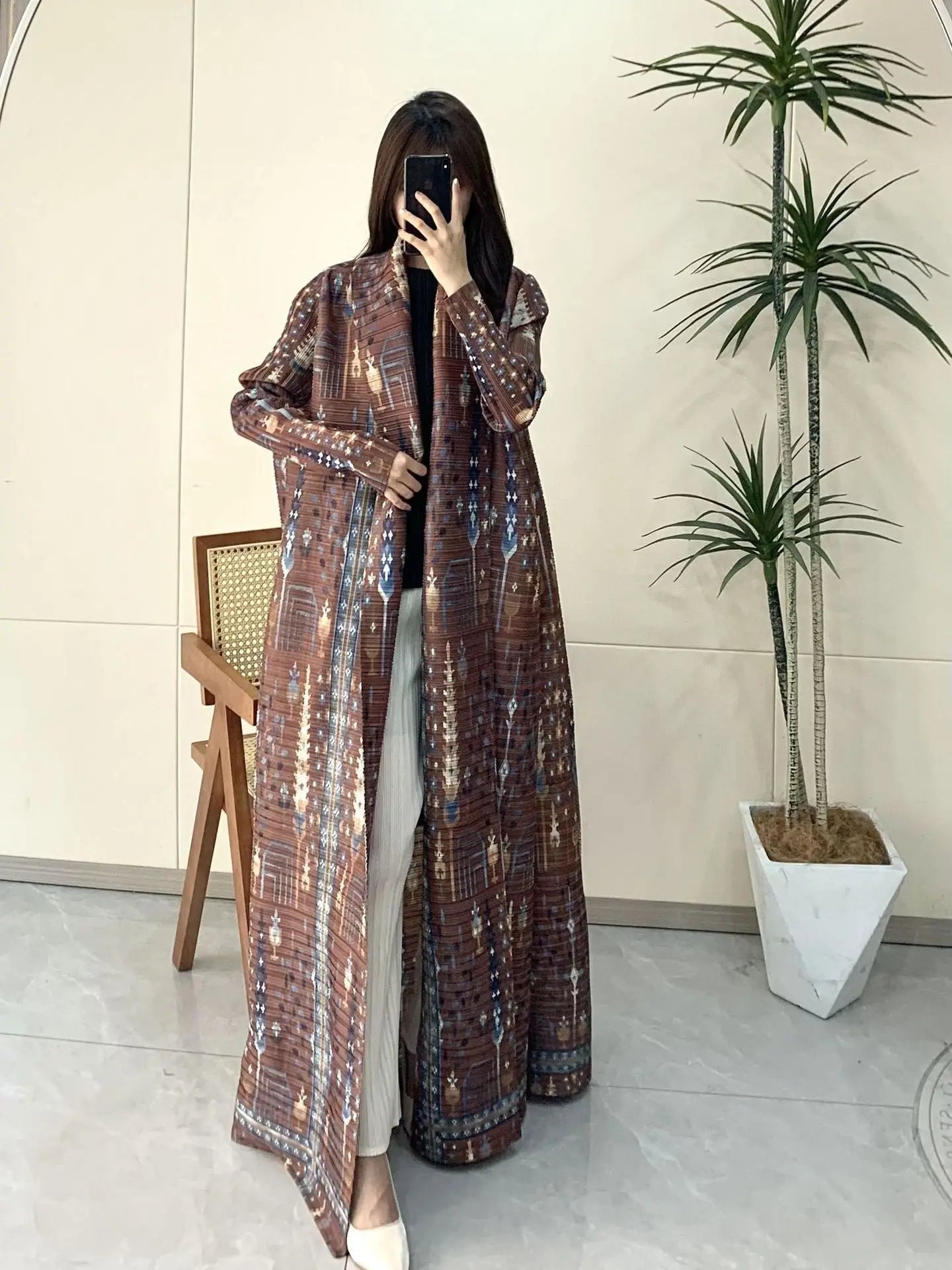 Printed Pleated Coat with Belt | Loose Long Contrast Color Coat