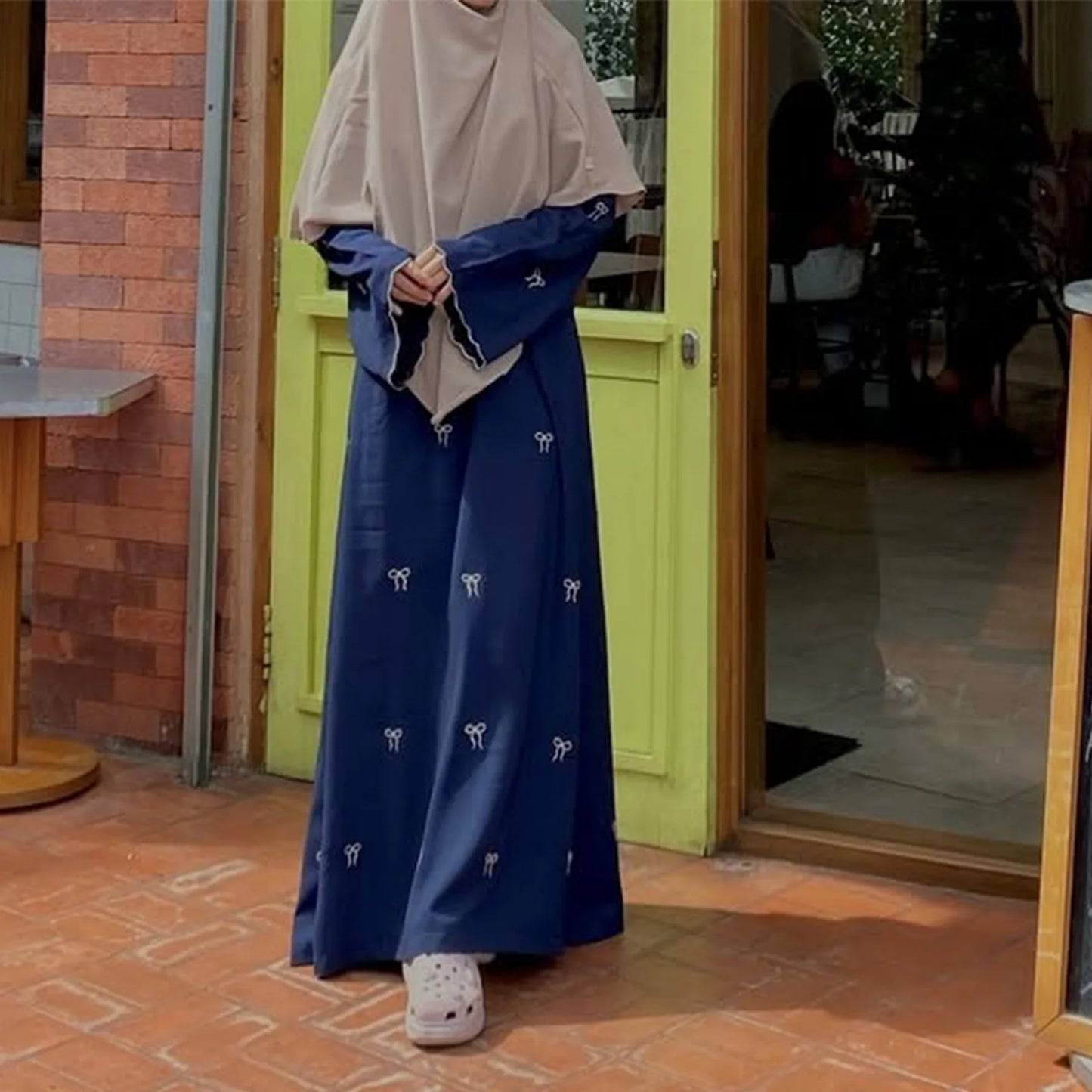 Luxury Dubai Butterfly Embroidery Abaya
