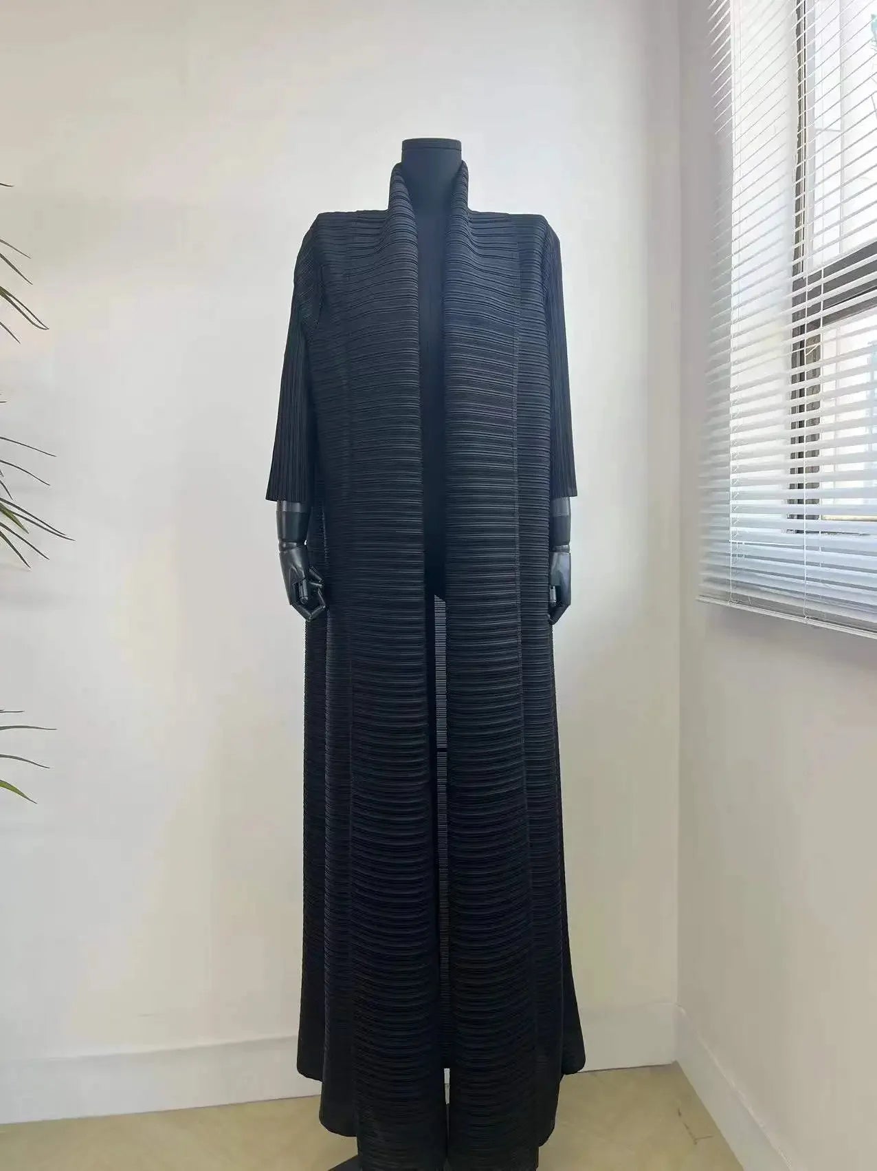Printed Pleated Coat with Belt | Loose Long Contrast Color Coat
