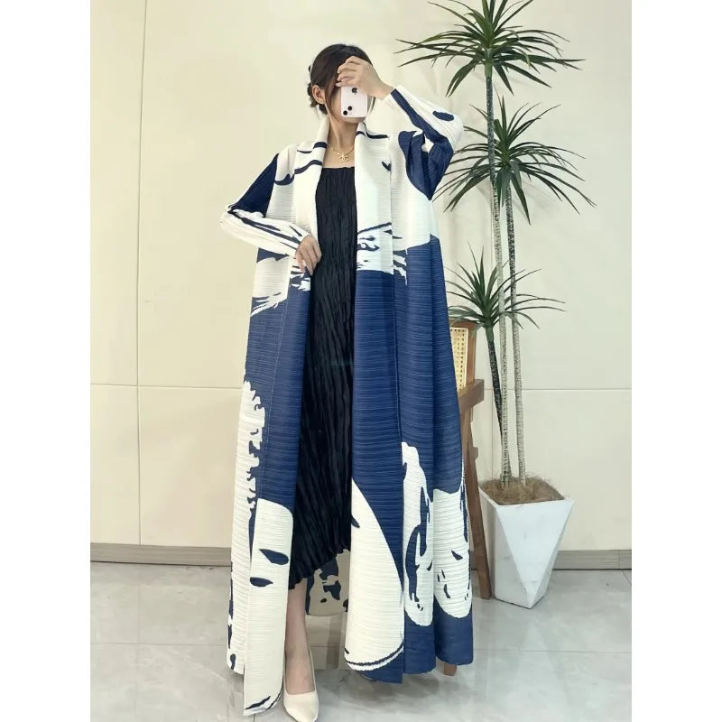Pleated Long Trench Coat | Elegant Cape-Print Robe Coat