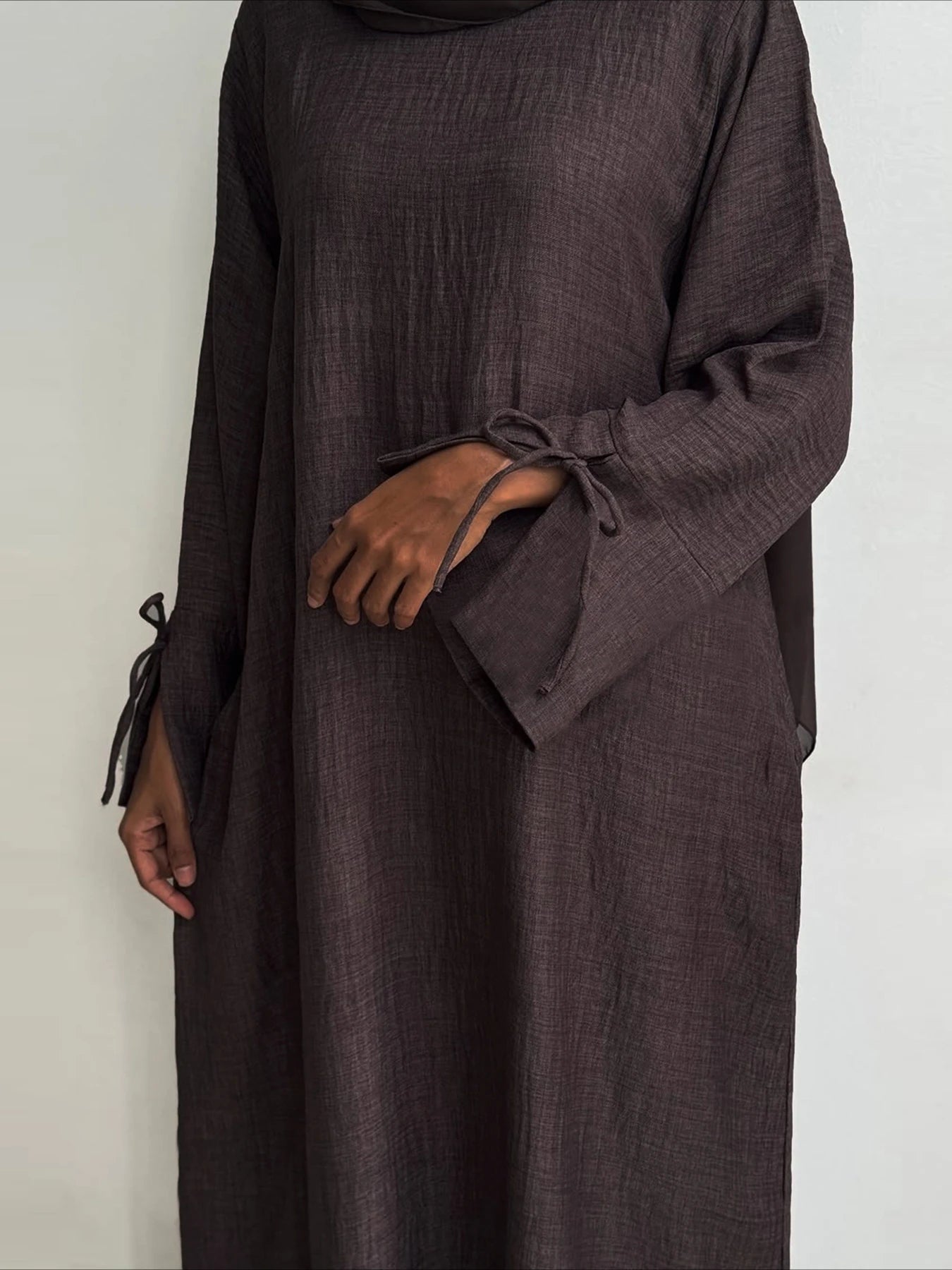 Elegant Bow-Tie Jalabiya Abaya | Arab Long Robe 2025