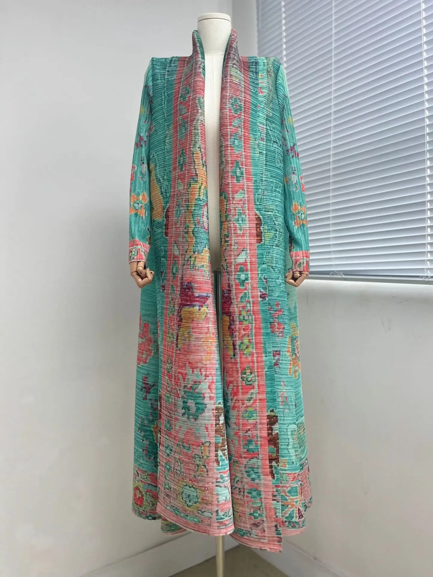 Printed Pleated Coat with Belt | Loose Long Contrast Color Coat