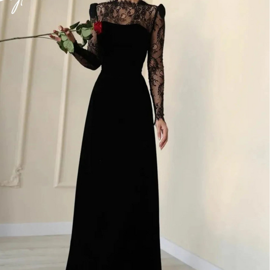 Elegant Black Lace A-Line Prom Dress – Full Sleeve O-Neck