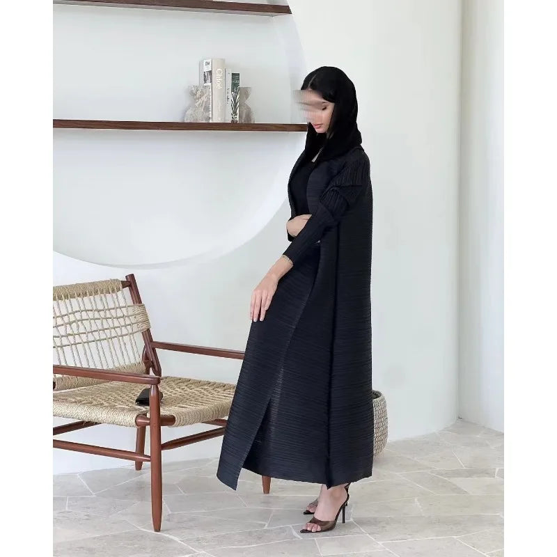 Pleated Long Trench Coat | Elegant Cape-Print Robe Coat